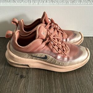 NIKE Air Max Running Shoes - Size 7 - Terra Blush
